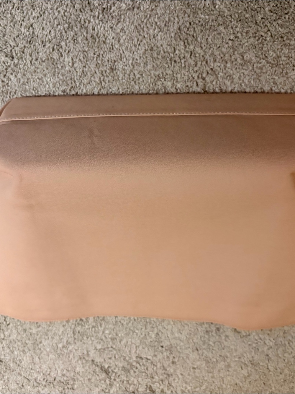 Cuyana Leather Tote in Blush Pink - Picture 4 of 5